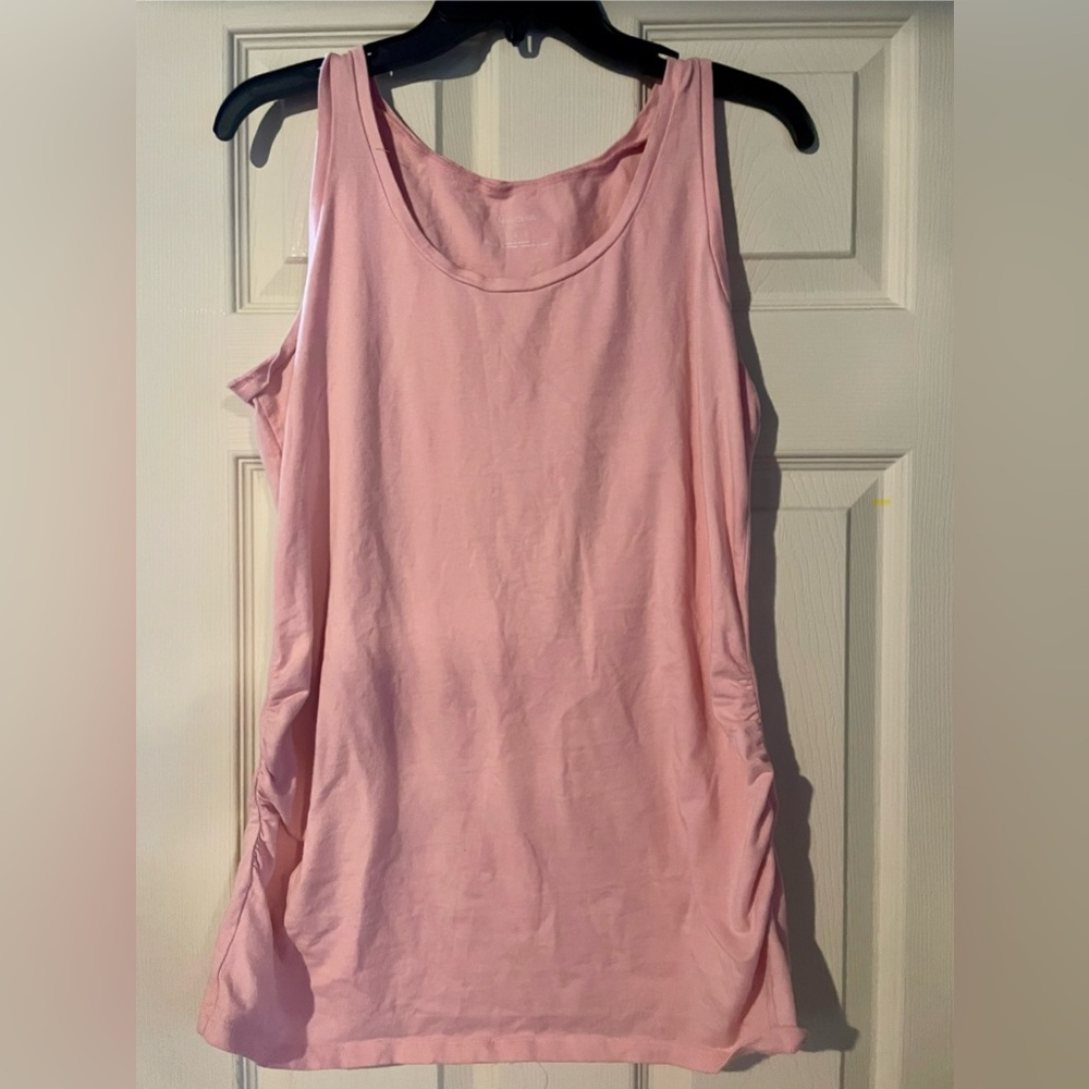 Motherhood Maternity tank top